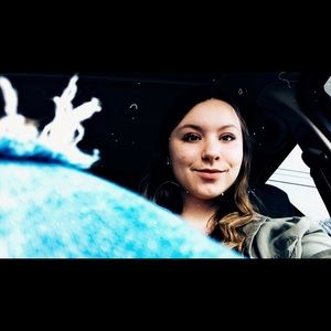 Meet your Posher, Sara